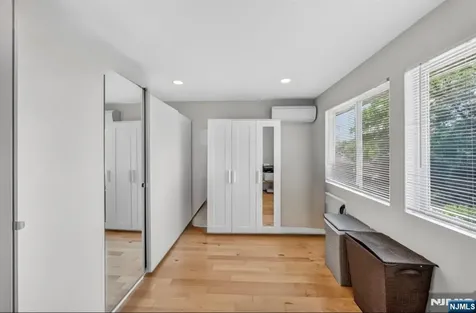57 Hemlock Road Little Falls NJ 07424