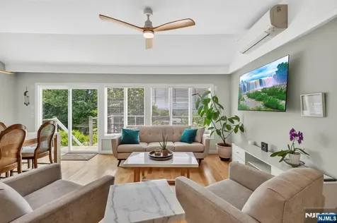 57 Hemlock Road Little Falls NJ 07424
