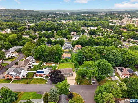 57 Hemlock Road Little Falls NJ 07424