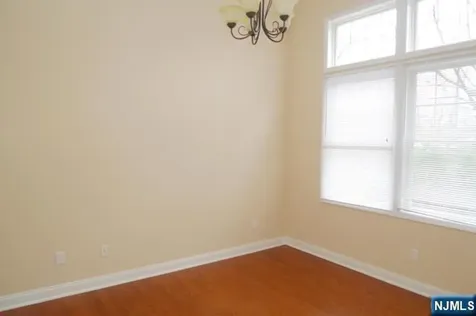 22 Hemlock Lane Tenafly NJ 07670