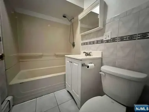 166 Sedore Avenue Fairview NJ 07022