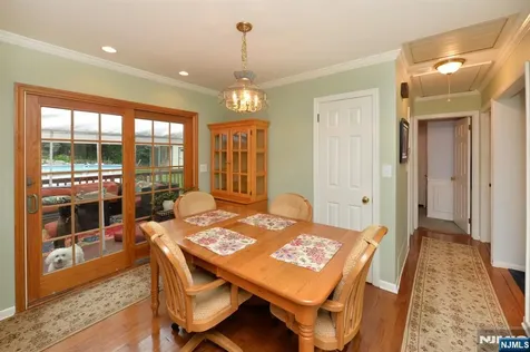30 Knolls Bloomingdale NJ 07403