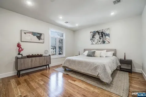 393 Myrtle Avenue Irvington NJ 07111