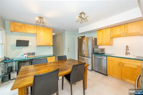 32 Natalie Drive West Caldwell NJ 07006