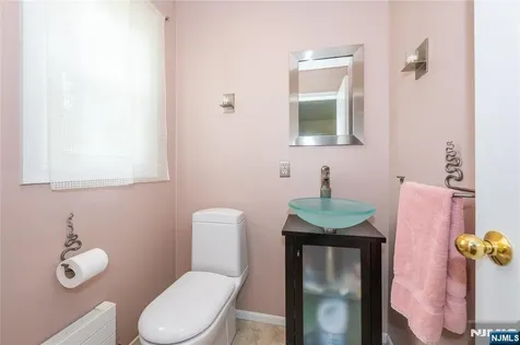 32 Natalie Drive West Caldwell NJ 07006