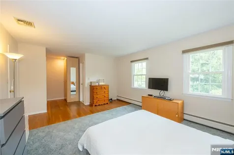 32 Natalie Drive West Caldwell NJ 07006
