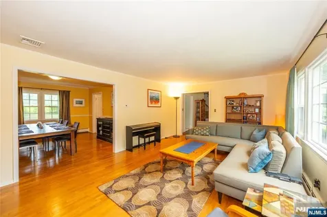 32 Natalie Drive West Caldwell NJ 07006