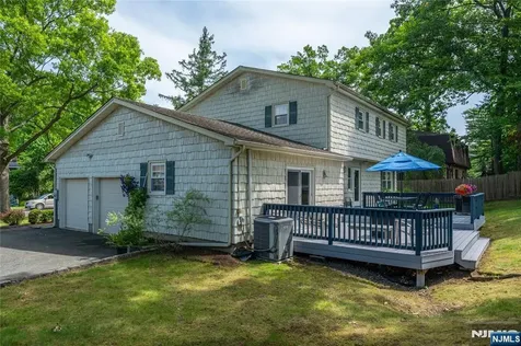 32 Natalie Drive West Caldwell NJ 07006