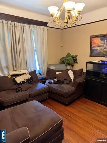 53 Chapman Place Irvington NJ 07111