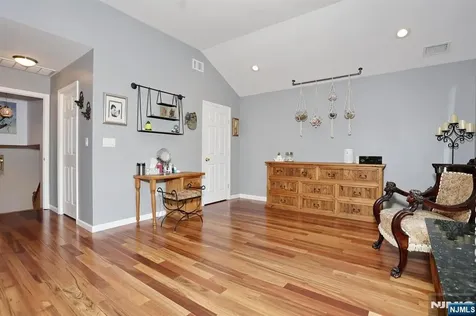396 Burlington Road Paramus NJ 07652
