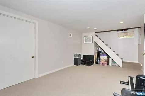 396 Burlington Road Paramus NJ 07652