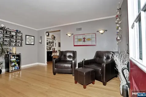 396 Burlington Road Paramus NJ 07652