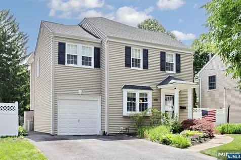 396 Burlington Road Paramus NJ 07652