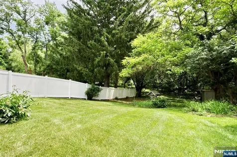 396 Burlington Road Paramus NJ 07652