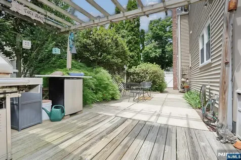 396 Burlington Road Paramus NJ 07652
