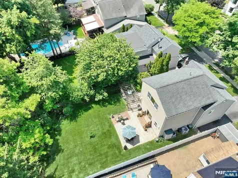 396 Burlington Road Paramus NJ 07652
