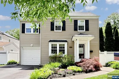 396 Burlington Road Paramus NJ 07652