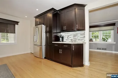 396 Burlington Road Paramus NJ 07652