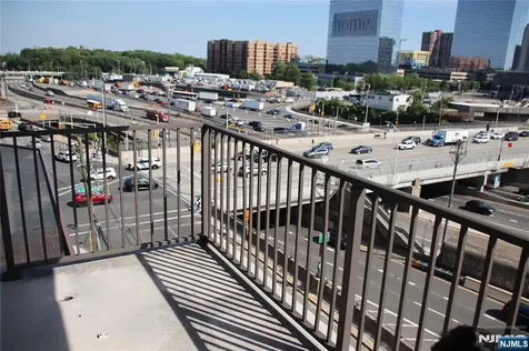 201 Bridge Plaza Fort Lee NJ 07024