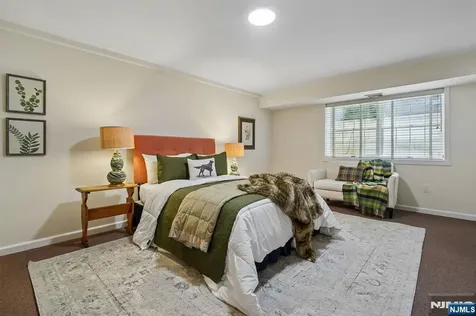 658 Ridgewood Road Maplewood NJ 07040