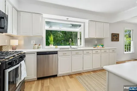 658 Ridgewood Road Maplewood NJ 07040