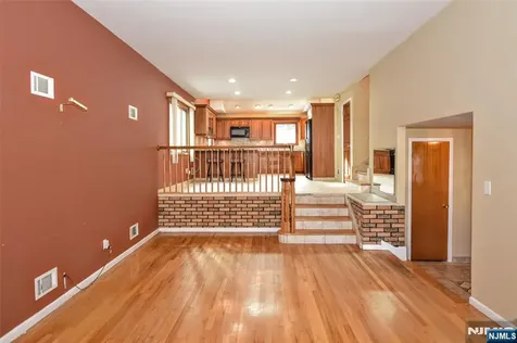 77 Herman Street Hackensack NJ 07601