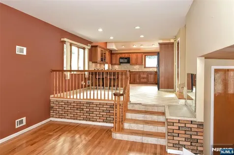 77 Herman Street Hackensack NJ 07601