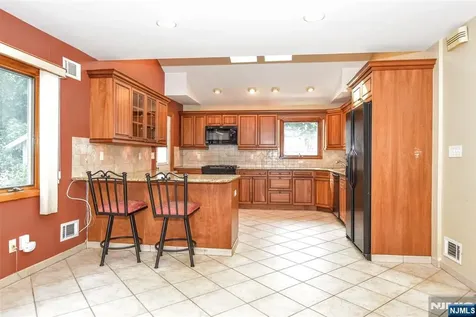 77 Herman Street Hackensack NJ 07601
