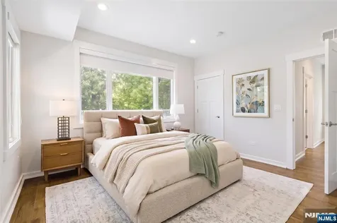 19-21 78th North Bergen NJ 07047