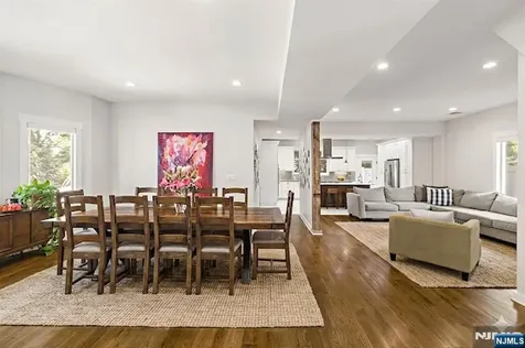 19-21 78th North Bergen NJ 07047