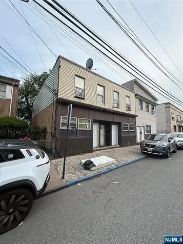 390 Totowa Avenue Paterson NJ 07502