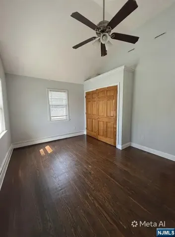 412 Park Place Lyndhurst NJ 07071