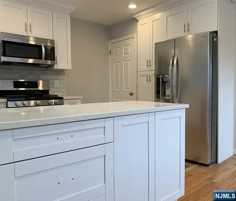121 Longview Leonia NJ 07024