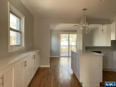 121 Longview Leonia NJ 07024