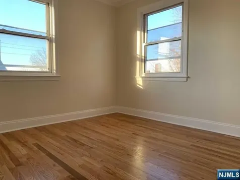 121 Longview Leonia NJ 07024