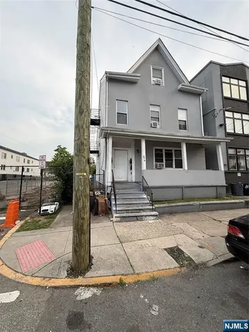 276 Governor Street Paterson NJ 07501