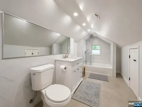 254 Midland Avenue River Edge NJ 07661