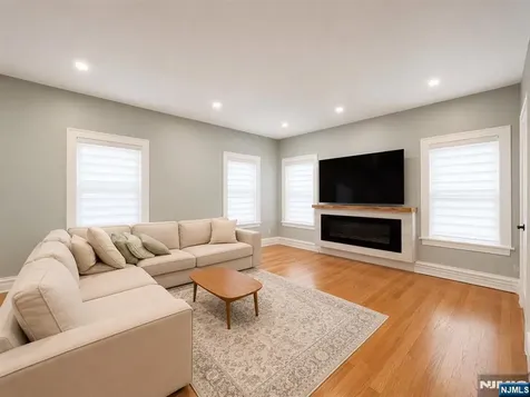 254 Midland Avenue River Edge NJ 07661