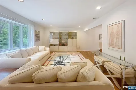 7 Southwood Drive Par-troy Hills Twp. NJ 07950