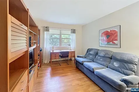 7 Southwood Drive Par-troy Hills Twp. NJ 07950