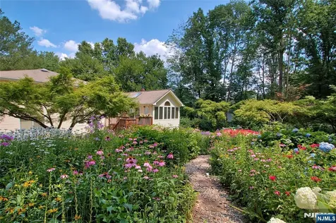 7 Southwood Drive Par-troy Hills Twp. NJ 07950