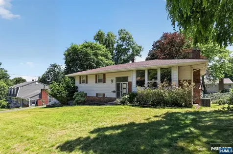 228 Shaw Place Park Ridge NJ 07656
