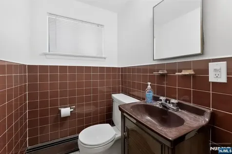 228 Shaw Place Park Ridge NJ 07656