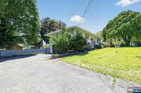 228 Shaw Place Park Ridge NJ 07656