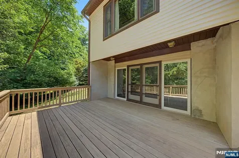 829 Ramapo Valley Road Oakland NJ 07436