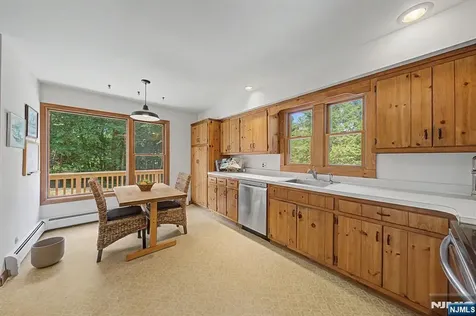 829 Ramapo Valley Road Oakland NJ 07436