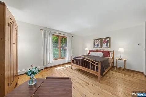 829 Ramapo Valley Road Oakland NJ 07436
