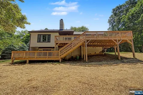 829 Ramapo Valley Road Oakland NJ 07436