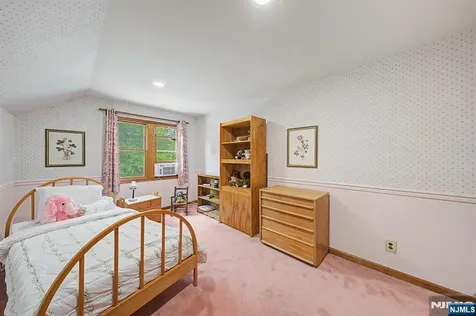 829 Ramapo Valley Road Oakland NJ 07436
