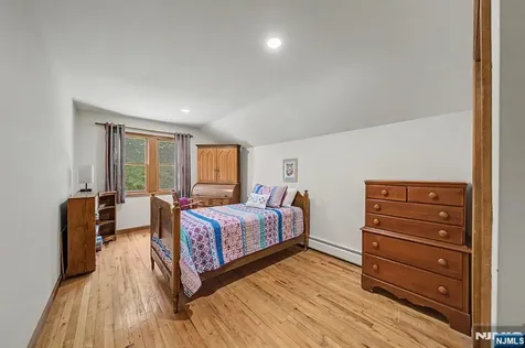 829 Ramapo Valley Road Oakland NJ 07436